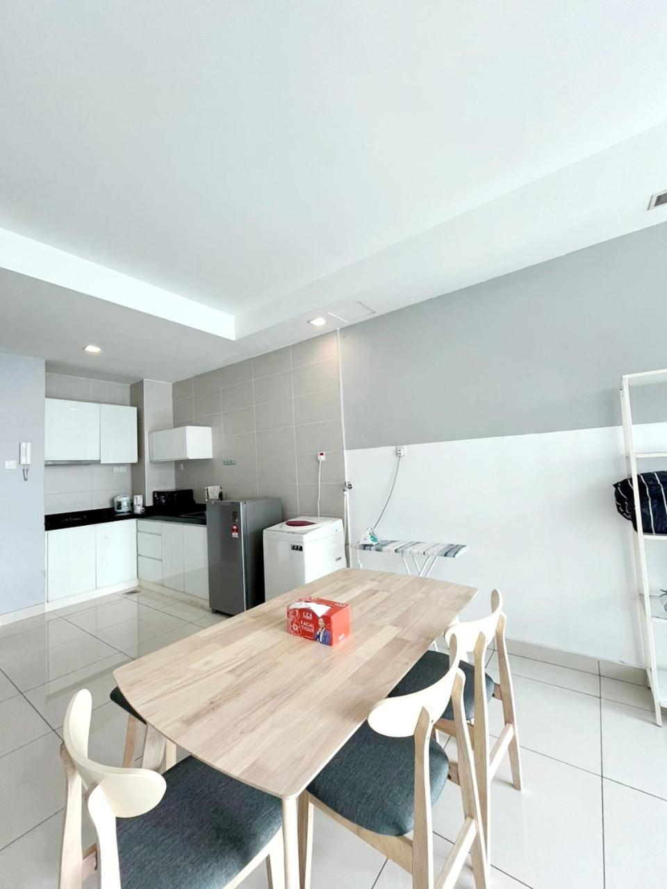 Pangsapuri Lamandaz At Sg Besi Near Mrt And Tbs With 2 Bedrooms